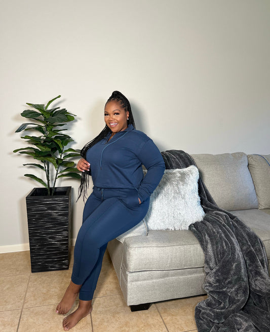 Cropped Pullover Jogger Set