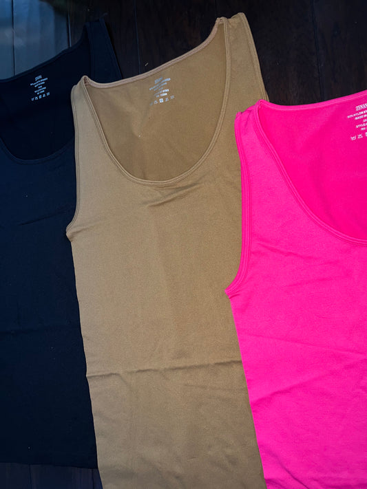 Seamless tank top (PLUS)